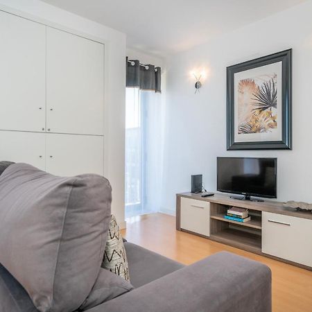 Modern Flat By Lagos Marina And Old Town ลากอส ภายนอก รูปภาพ