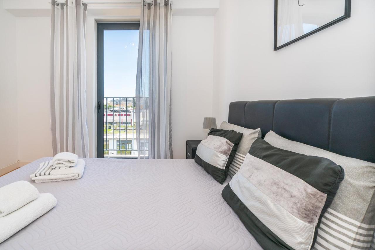 Modern Flat By Lagos Marina And Old Town ลากอส ภายนอก รูปภาพ