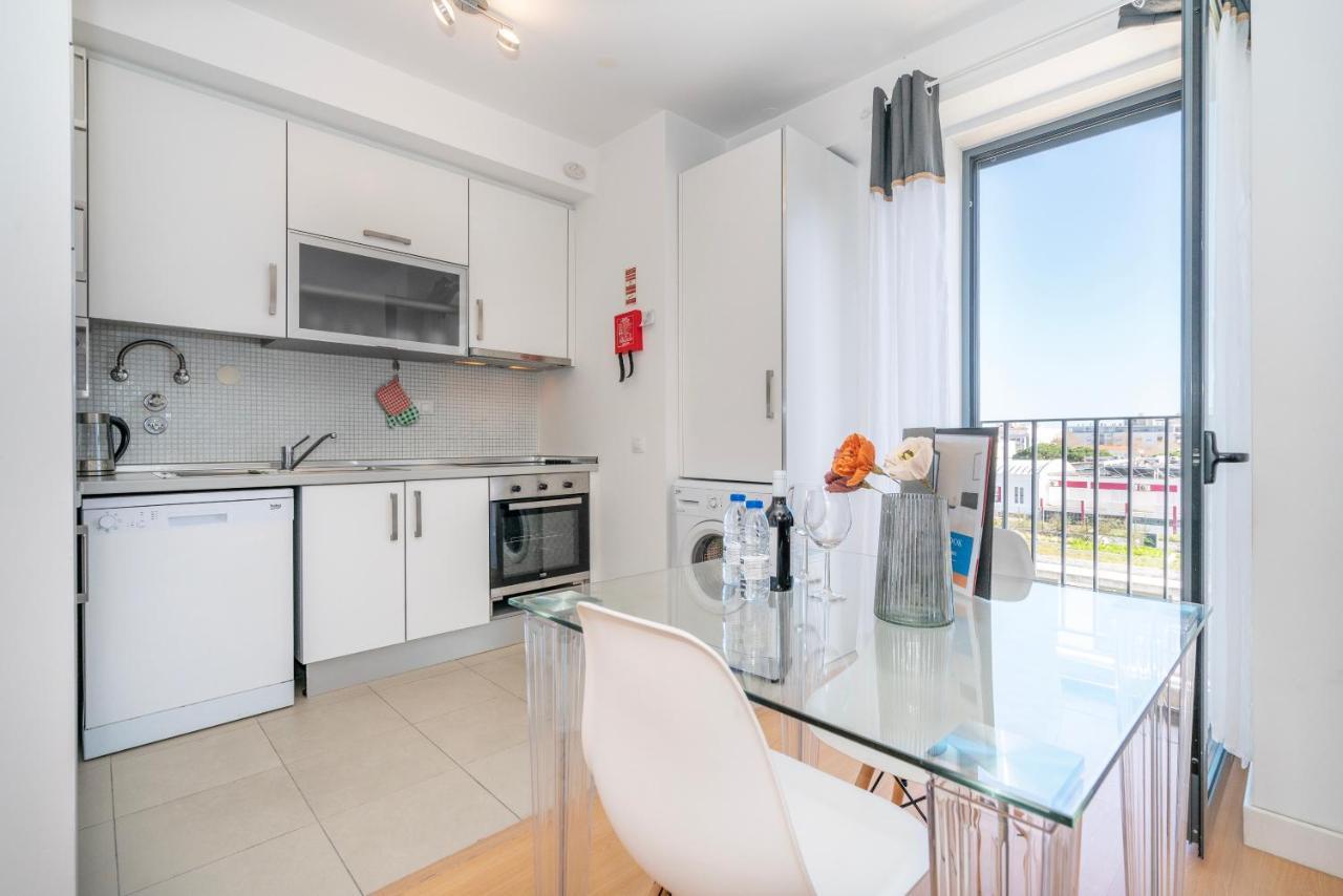 Modern Flat By Lagos Marina And Old Town ลากอส ภายนอก รูปภาพ