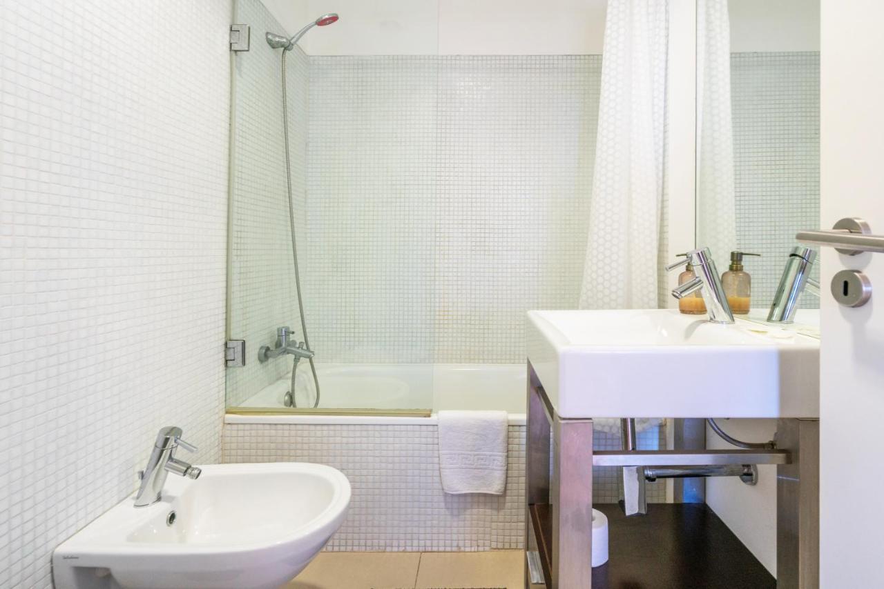Modern Flat By Lagos Marina And Old Town ลากอส ภายนอก รูปภาพ