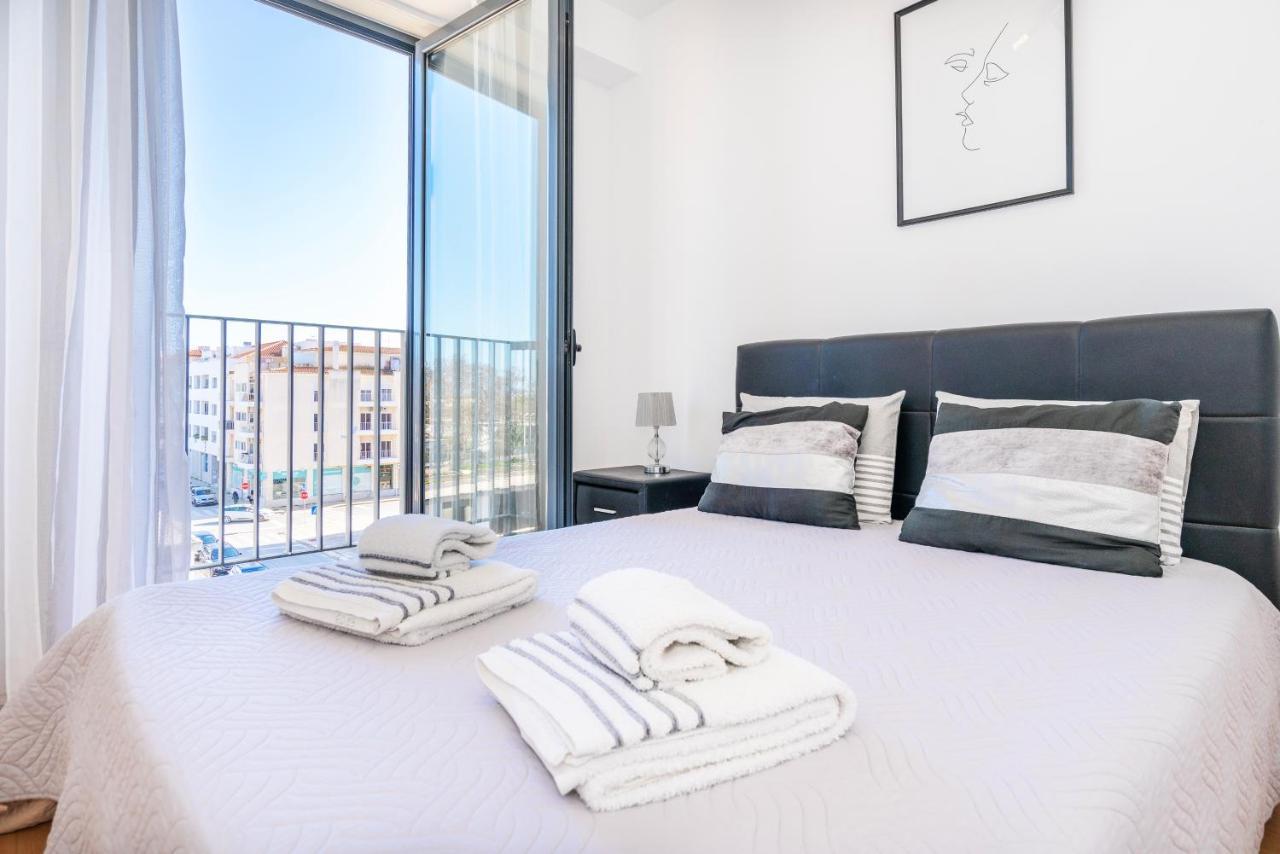 Modern Flat By Lagos Marina And Old Town ลากอส ภายนอก รูปภาพ