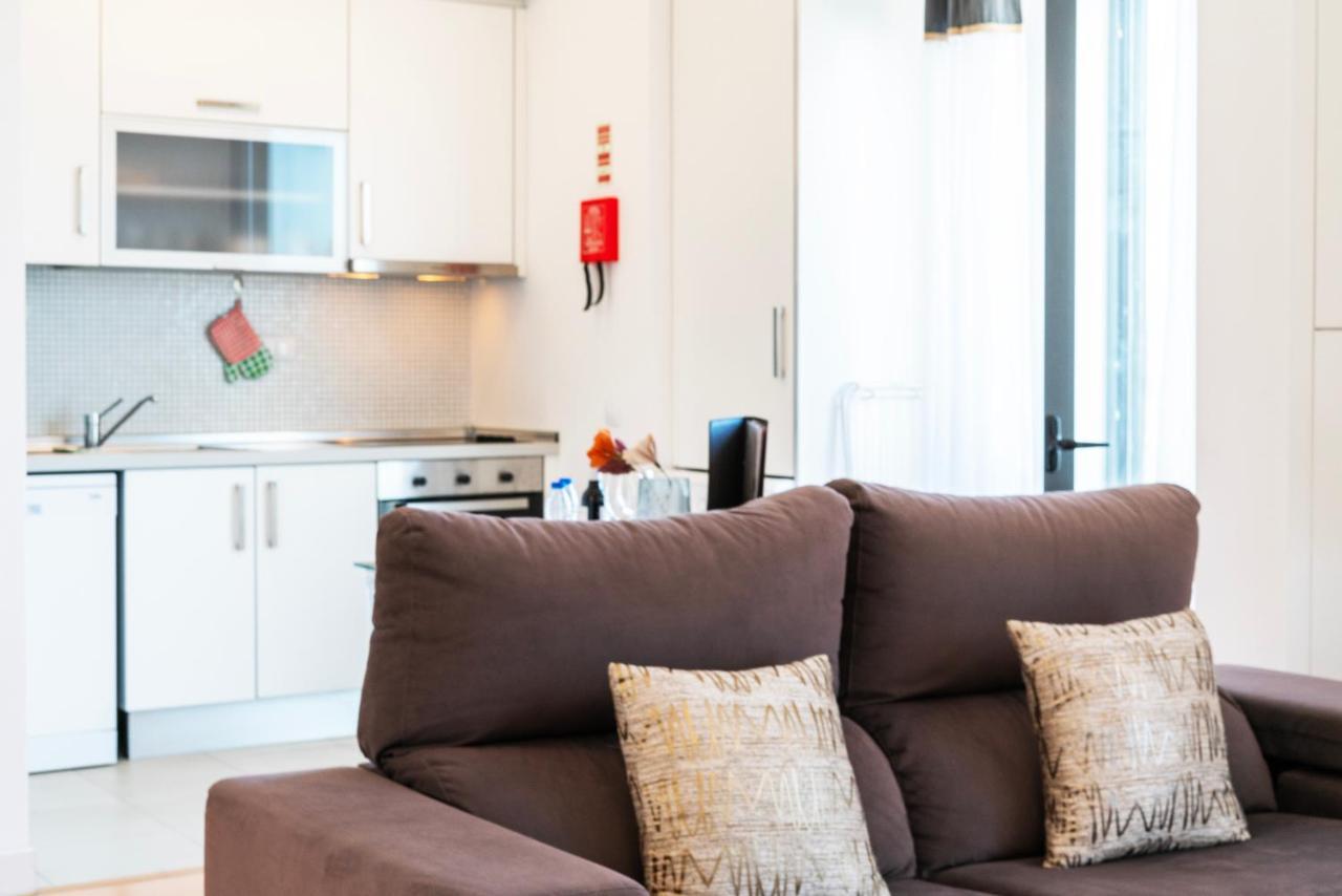 Modern Flat By Lagos Marina And Old Town ลากอส ภายนอก รูปภาพ